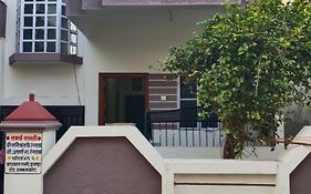 Samarth Sawali Guest House, Vidhyanagar Akkalkot